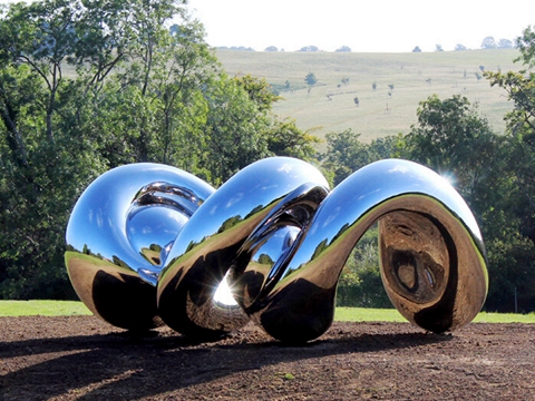 Mirror Stainless Steel Monumental Sculpture